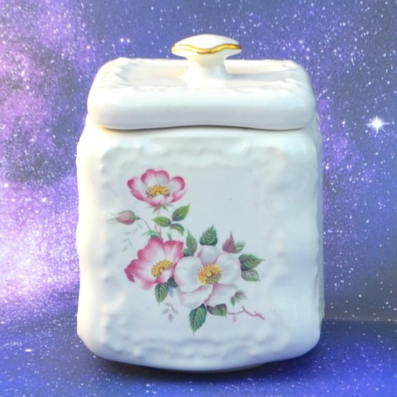 Vintage 70s House of Webster Briar Rose Jar